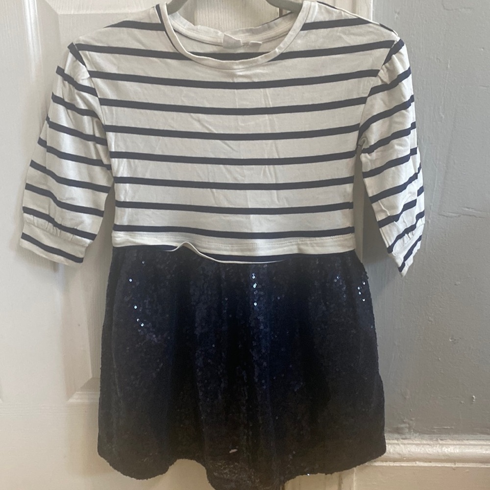 Girls gap dress size small